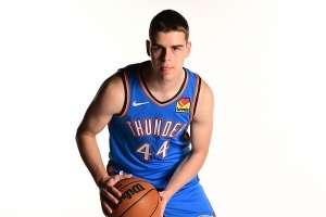 九游官网入口-不给力!托皮奇13中2得11分3板5助3断 三分球6投全铁