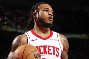 孔祥宇:火箭用惠特摩尔换2次轮挺不错的 去奇才对白魔来说最有利