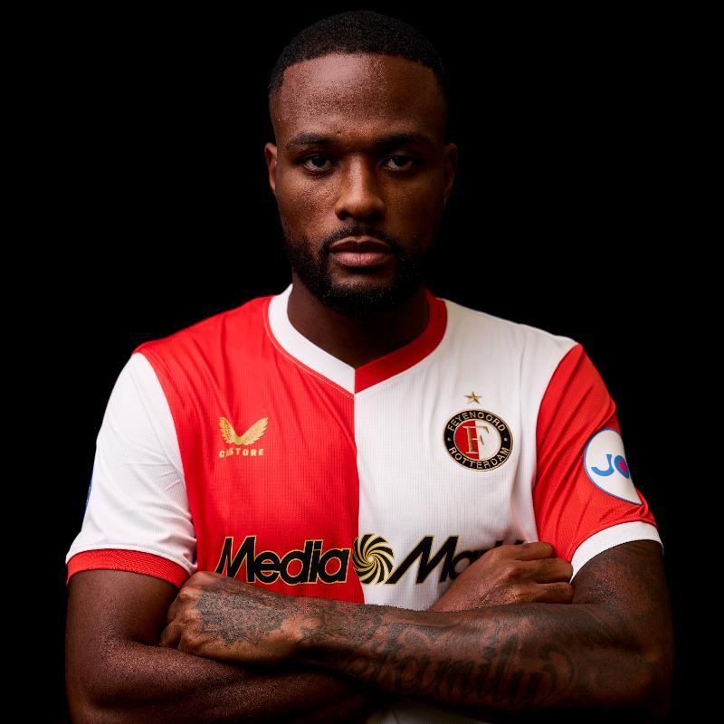 官方网站-官方:费耶诺德租借签下马略卡前锋拉林