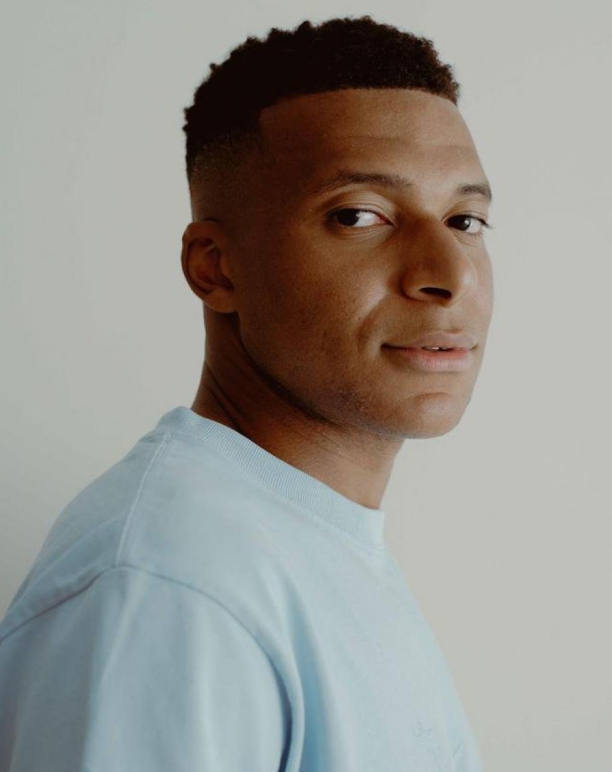 九游app-姆巴佩谈与巴黎争纷:不会诋毁有好朋友的球队 本可以更早去皇马