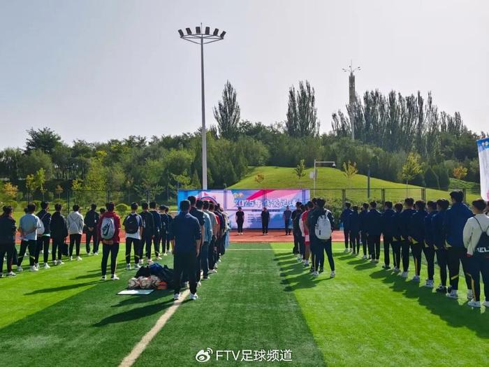 九游官网入口-2025年“我爱足球”白银市八人制足球联赛举行