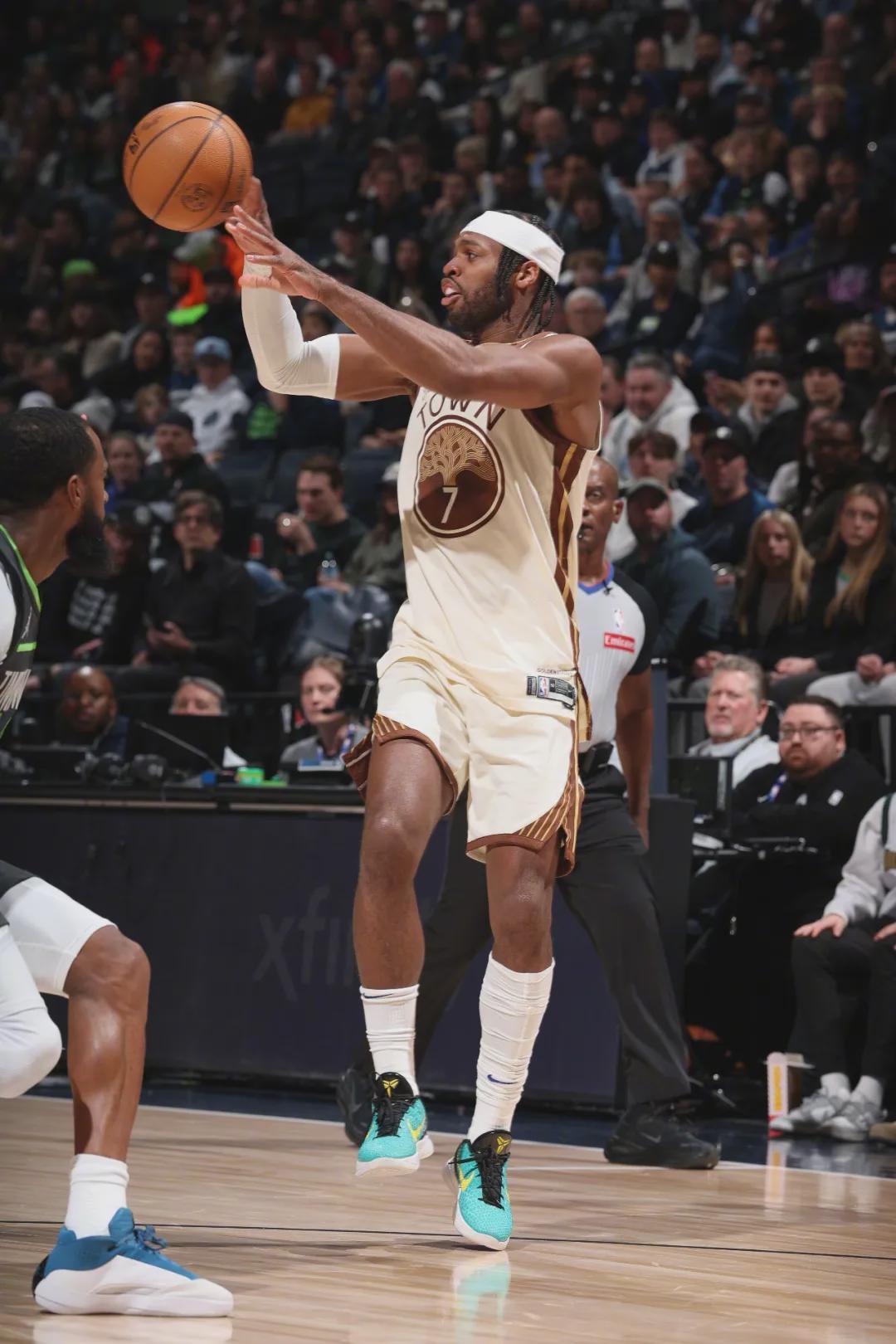 九游官网入口-10中2！正负值-20！勇士神射手彻底没救了